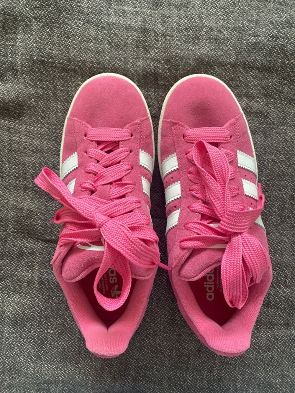 Adidas Campus pink Suede-Inspired Women's Sneakers with White Stripes. Size 7.5.